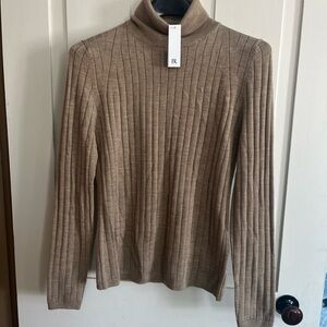 Banana Republic Ribbed Turtleneck Sweater in Brown